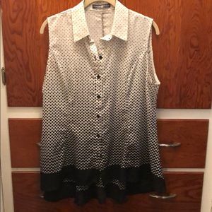 Signature Collection sleeveless blouse